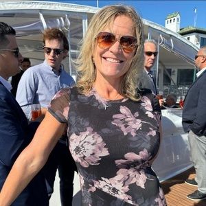 Meet your Posher, Tina